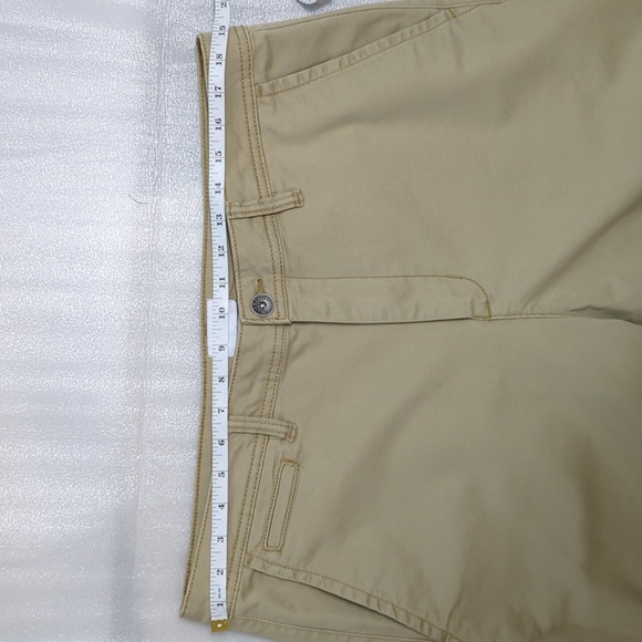 Men's WilliamRast Khaki Color Shorts Size 36 - Picture 4 of 7